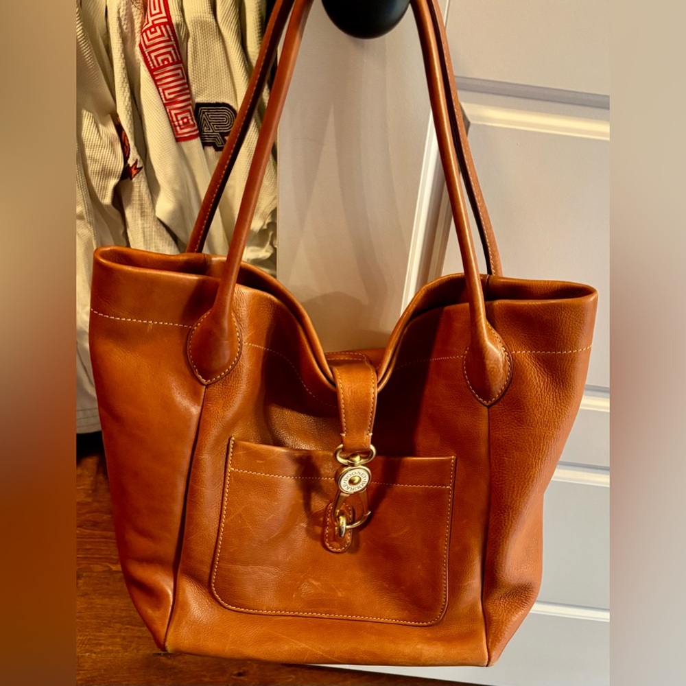 Dooney and Bourke large purse